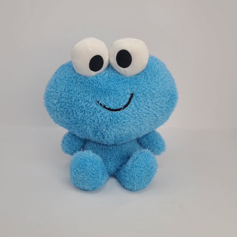 Kids Preferred Sesame Street CuteeZe Cookie Monster Plush Blue Rattle 10" Good